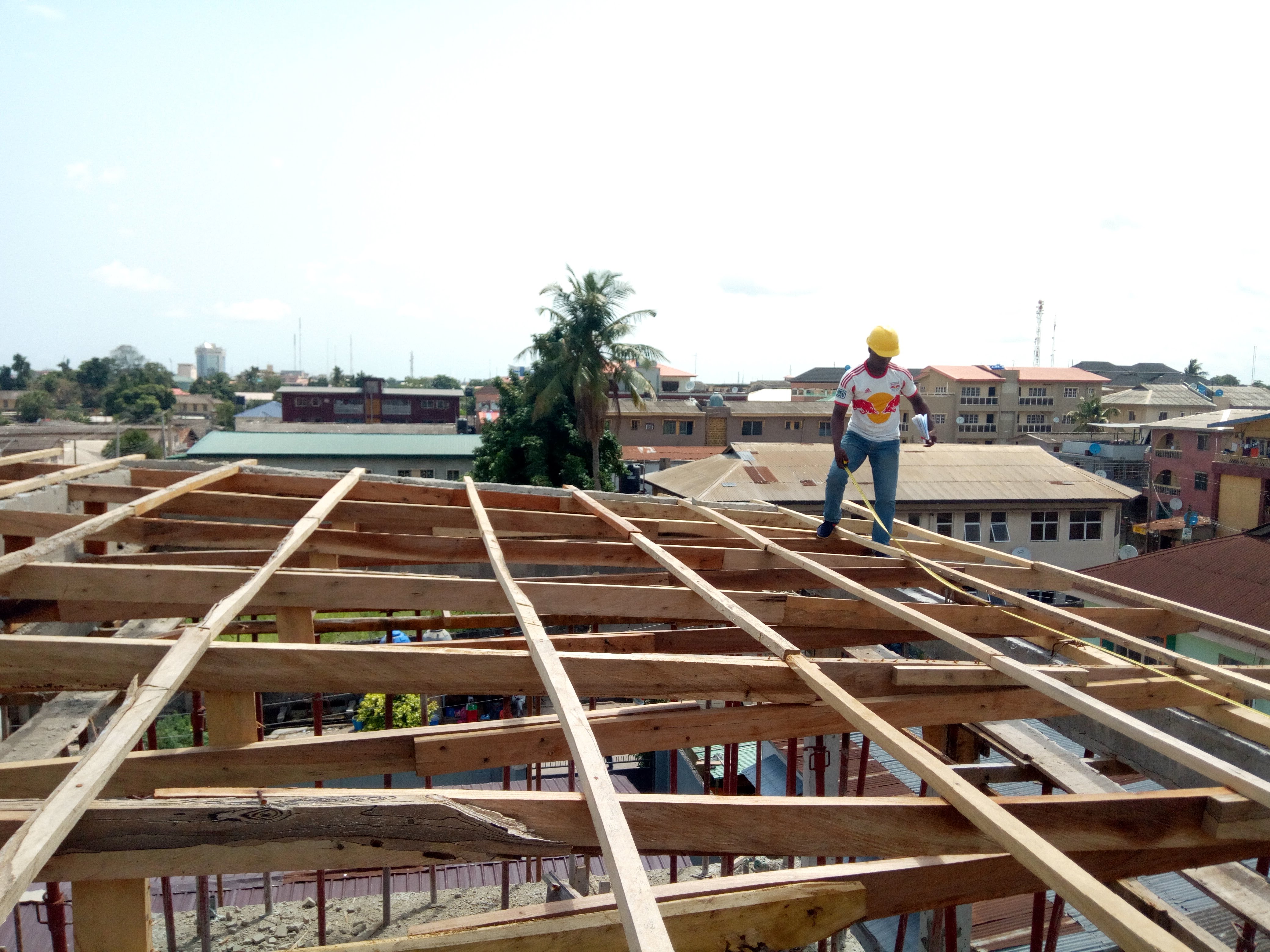 Installation of wooden trusses